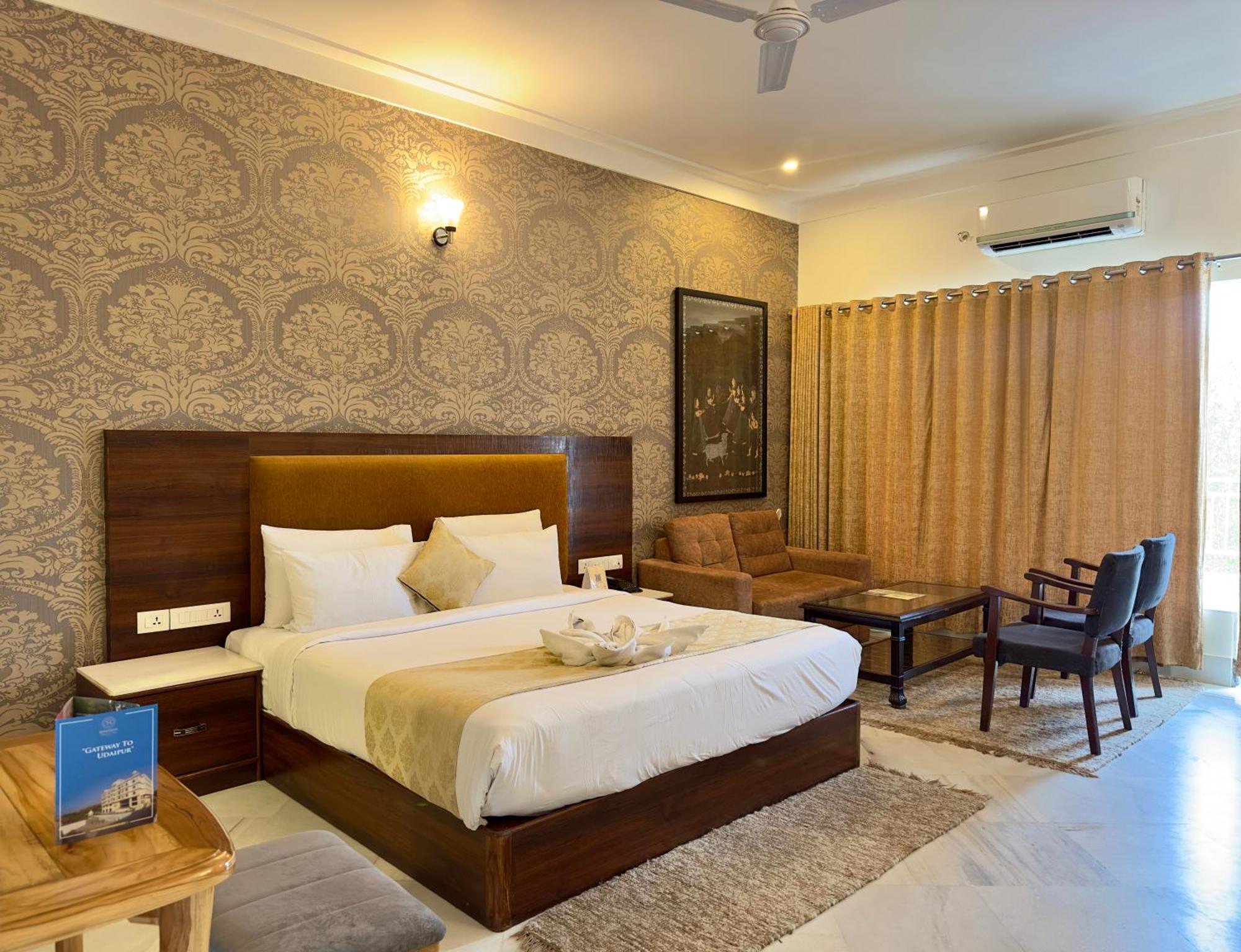 Mewar Palace Resort And Spa 우다이푸르 외부 사진